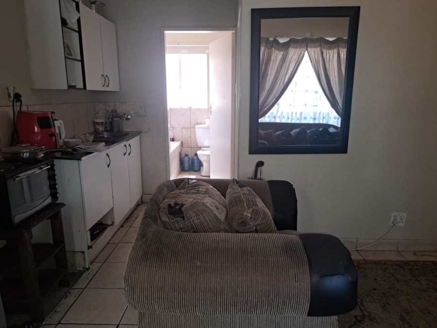 1 Bedroom Property for Sale in Rustenburg Central North West
